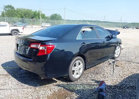 2012 Toyota Camry Se/Le/Xle z USA, uszkodzony, nr VIN 4T1BF1FK1CU178059